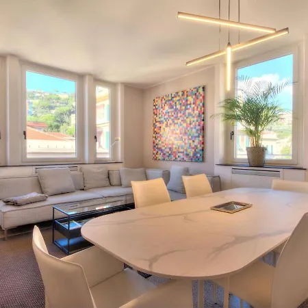 Livin' Portofino Lux *