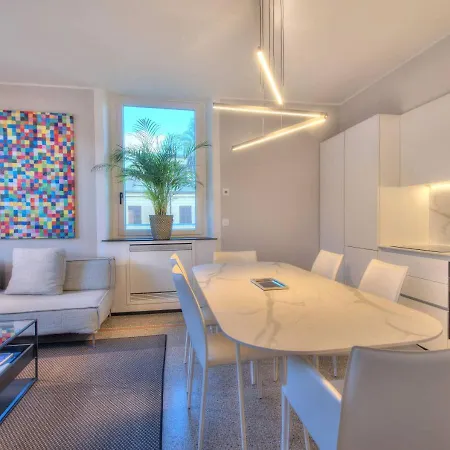 Livin' Portofino Lux